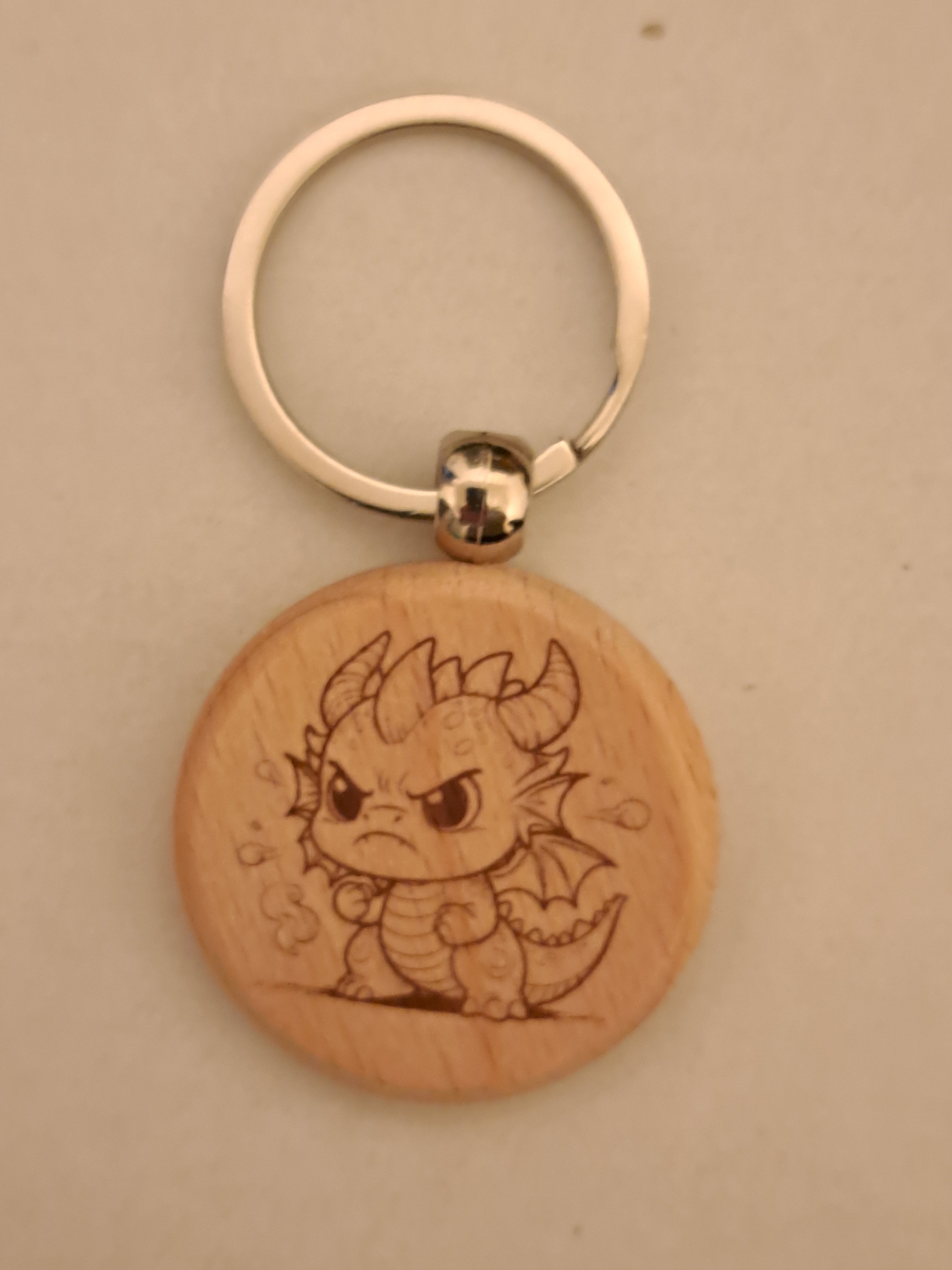 Porte-clé bois rond - Bébé dragon