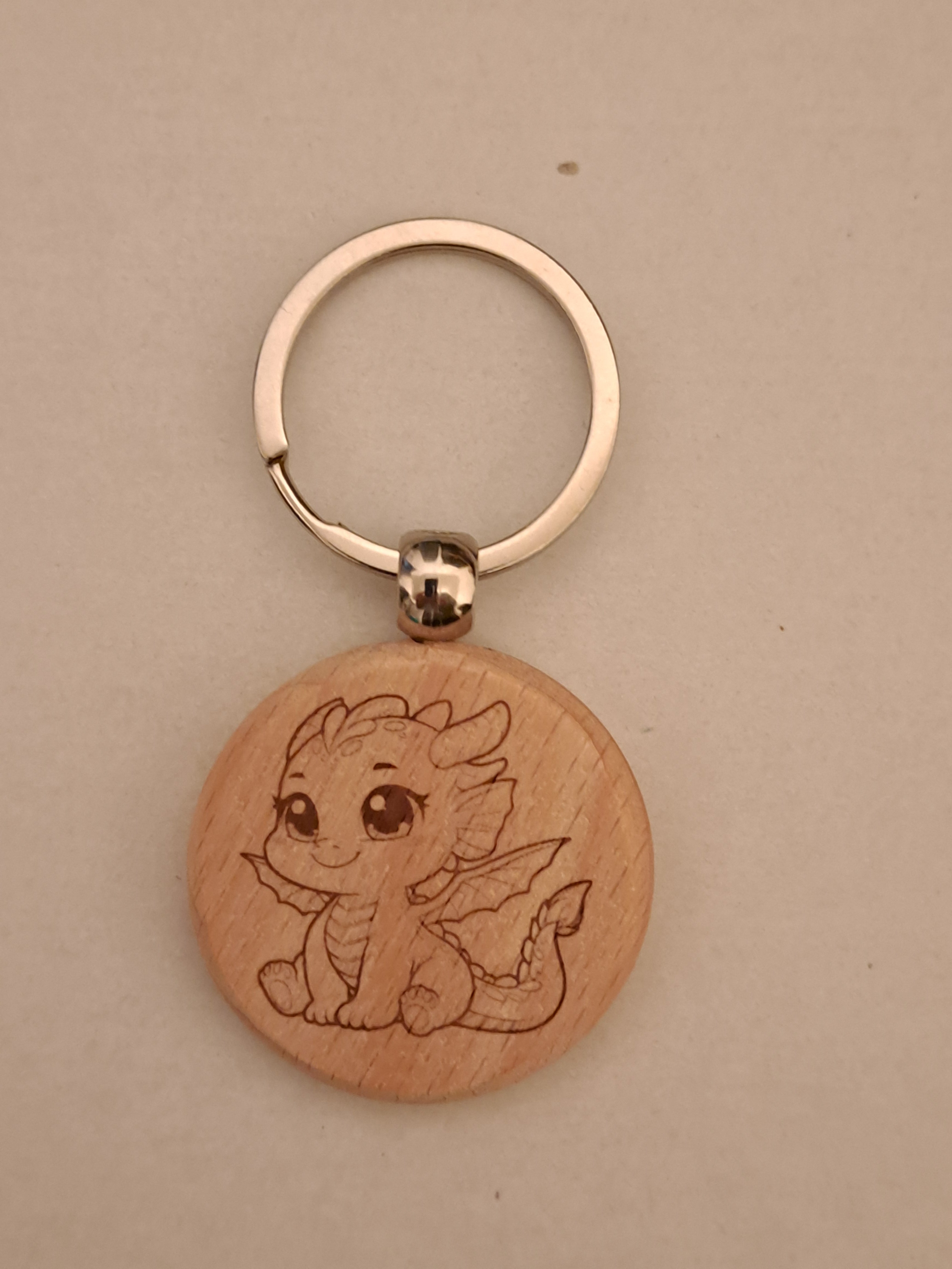 Porte-clé bois rond - Bébé dragon