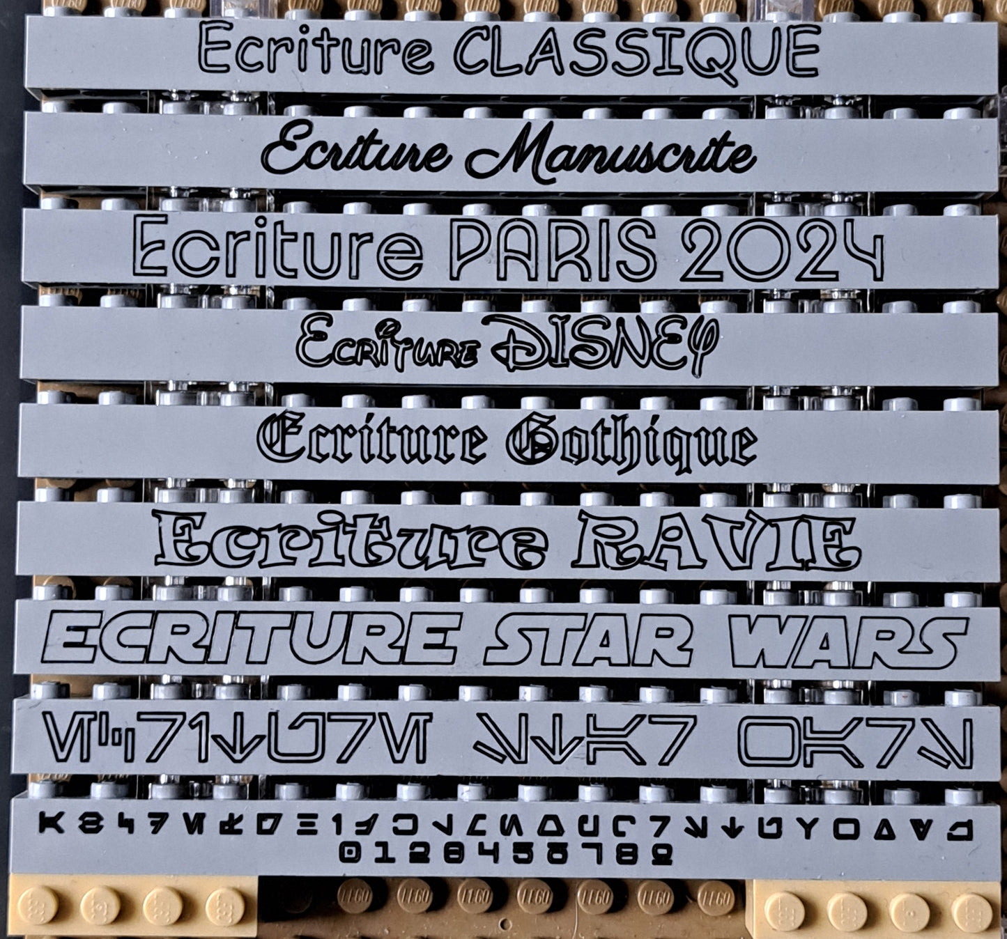 Brique 2x4 - Minifig rose et texte à personnaliser La Fra'brick